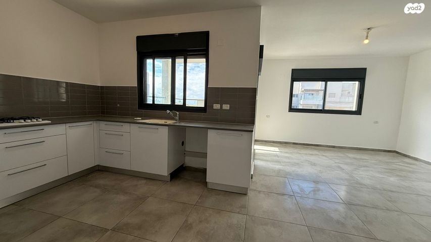 דירת גן, מצדה, אורנים, מעלות תרשיחא