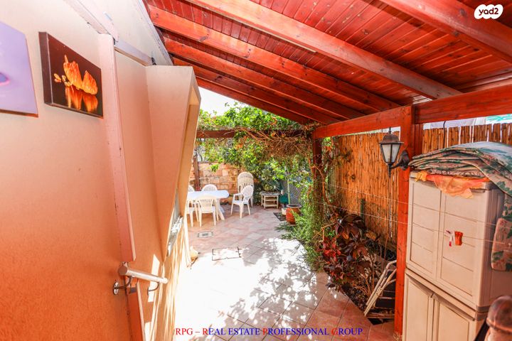 דו משפחתי, יפעת, תל אביב יפו