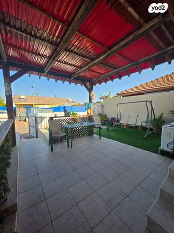 בית פרטי/ קוטג', אופקים