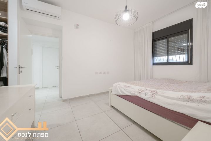 דירה, אריאל שרון, נווה שרון / שער העיר, נתיבות