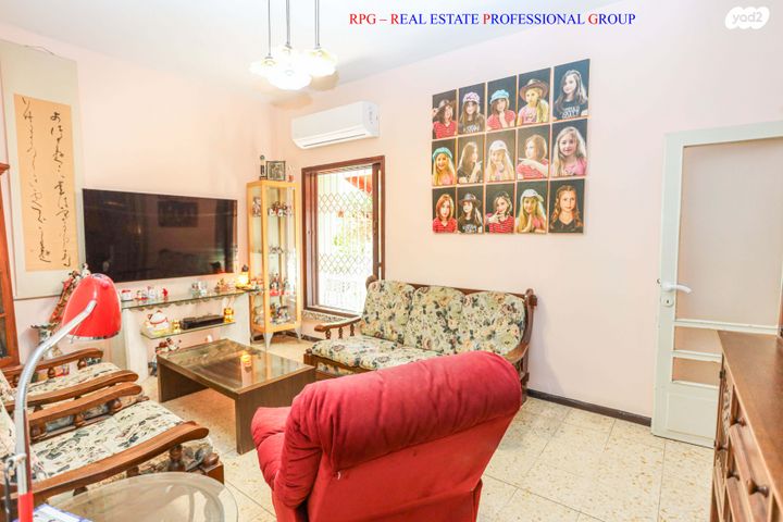 דו משפחתי, יפעת, תל אביב יפו