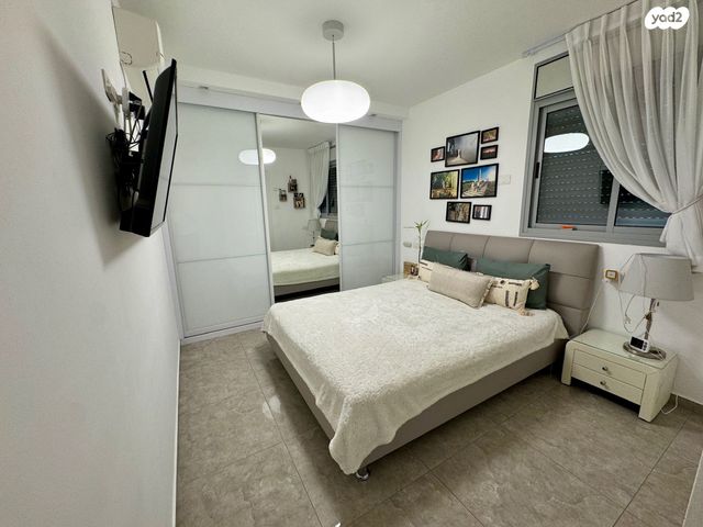 דירה, אלה, החורש, נתיבות