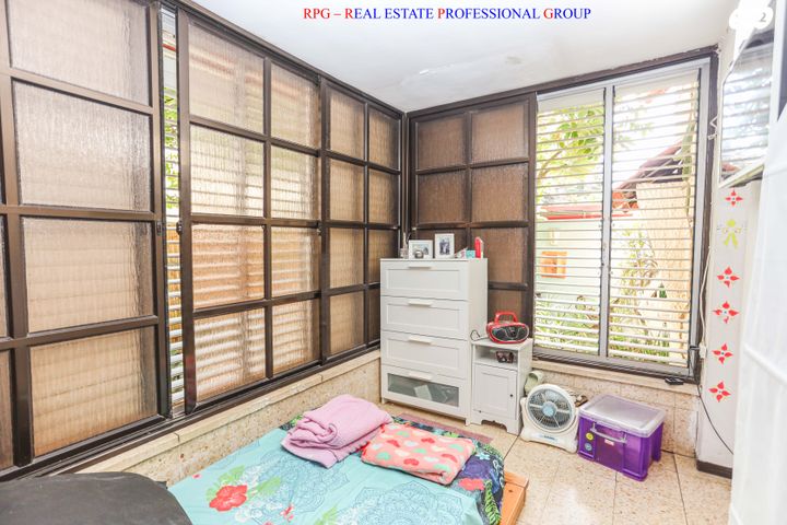 דו משפחתי, יפעת, תל אביב יפו