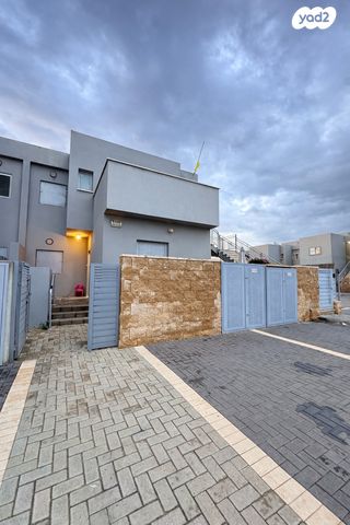 דירת גן, החיטה 33, מרכז שפירא, מרכז שפירא