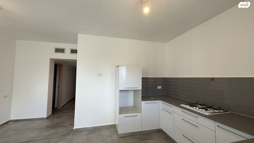 דירת גן, מצדה, אורנים, מעלות תרשיחא