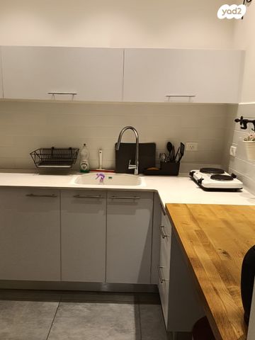 דירה, דרך העצמאות, חיפה