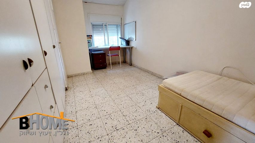 דופלקס, הדולב 22, צורן, קדימה צורן