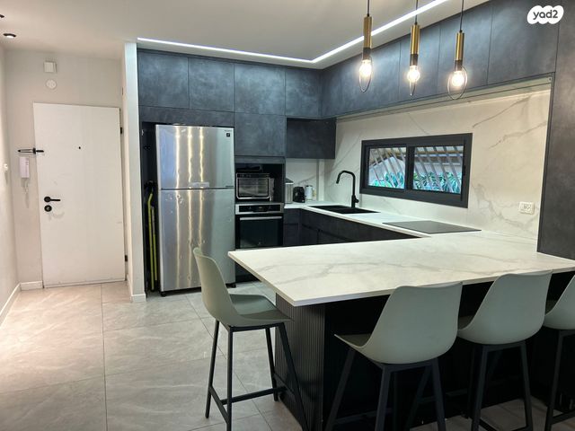 הרמן צבי שפירא 