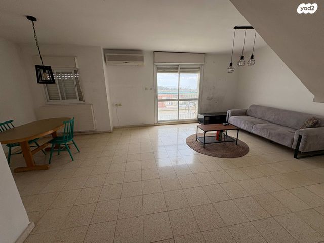 פרופ' יעקב פולוצקי 