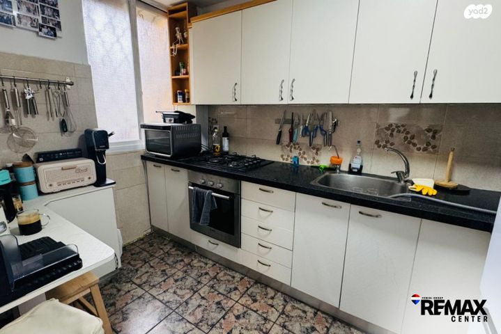 דירה, ארבע ארצות, ג'סי כהן, חולון