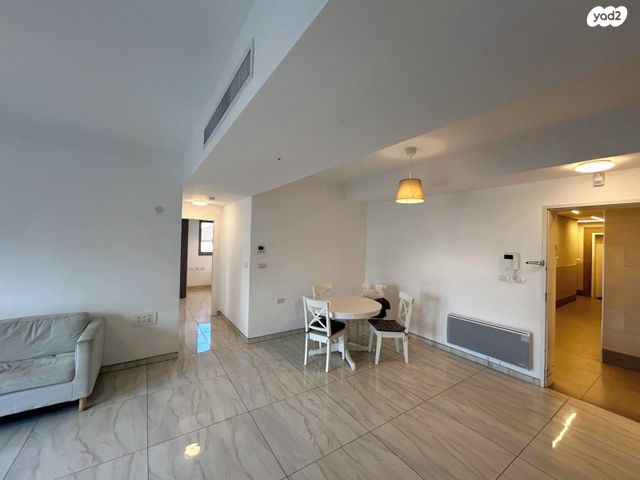 דירה, שאול אדלר, שכונת החבשים, ירושלים