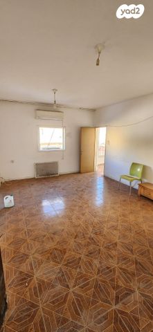 דירה, יוסף ספיר 2, צפון מזרח מרכז העיר, נתניה