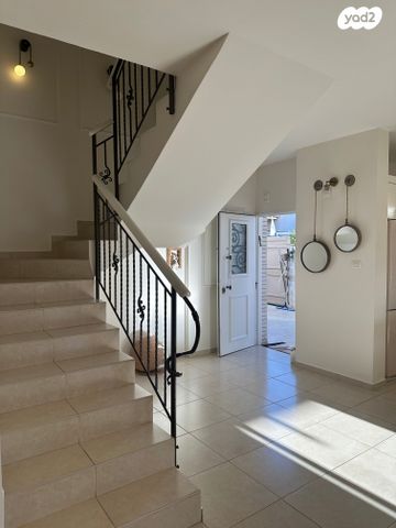 בית פרטי/ קוטג', מוטה גור, גן יבנה