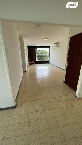 דירה, מאיר בר אילן 16, משכנות, רמלה