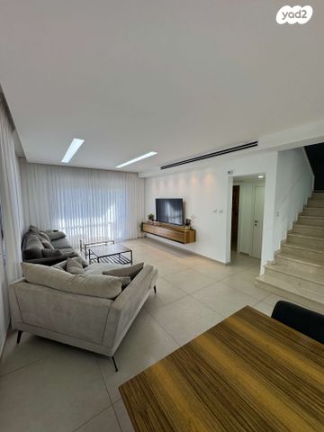 בית פרטי/ קוטג', עפרוני, פלח שבע, באר שבע