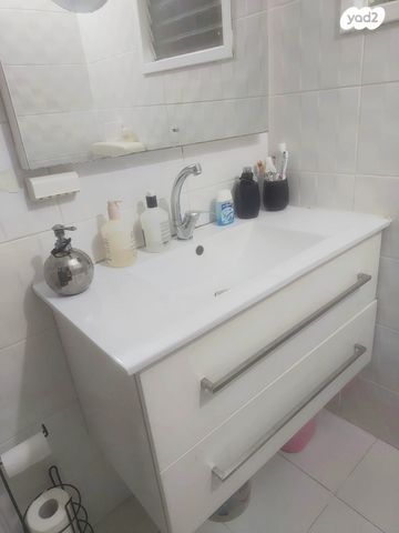 דירה, הרצל, שאר העיר, קרית עקרון