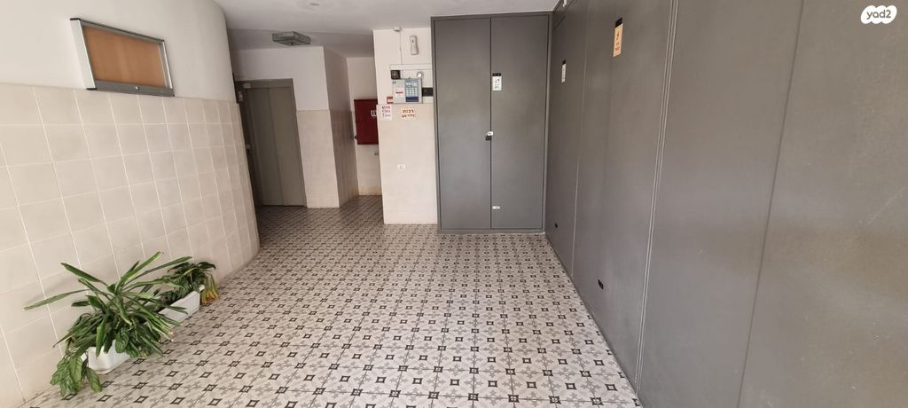 דירה, עין הקורא, נווה שאנן, תל אביב יפו