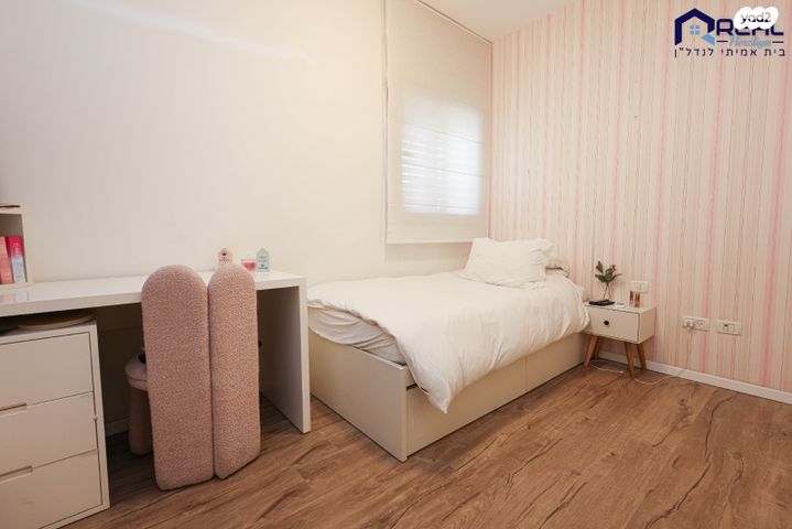 דירה, הרצליה