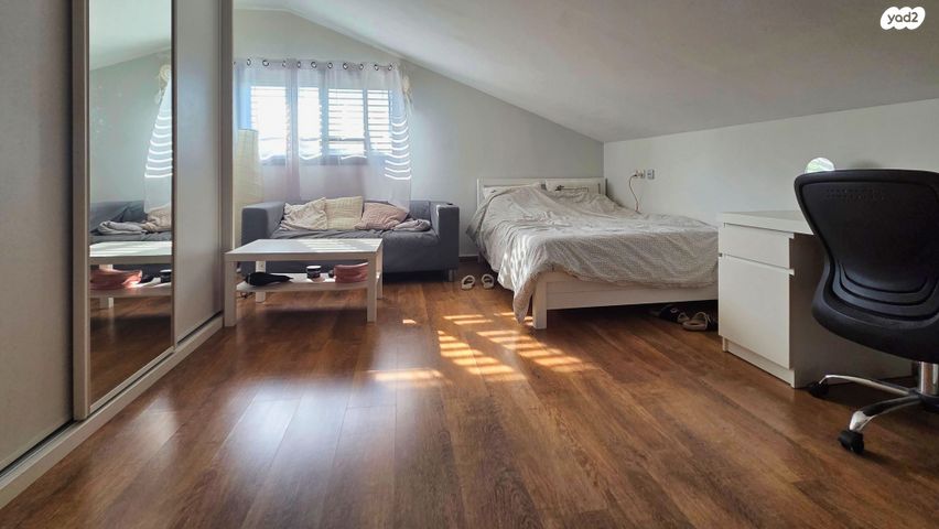 בית פרטי/ קוטג', צור יגאל, כוכב יאיר / צור יגאל