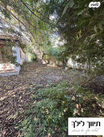 דו משפחתי, מורשה, רמת השרון