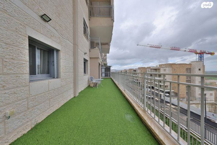 דירת גן, רכסים