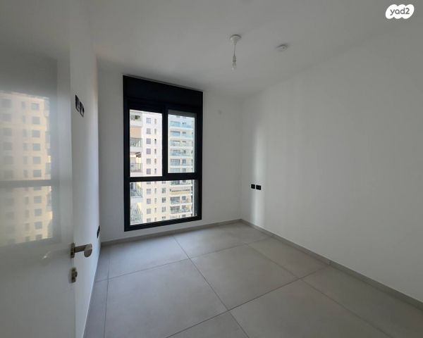 דירה, שאול חרנם, פסגת הדר / נווה עוז הירוקה, פתח תקווה