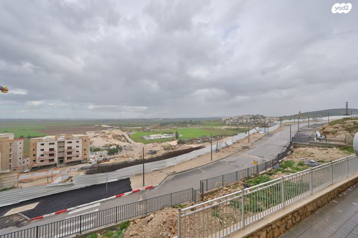 דירת גן, רכסים