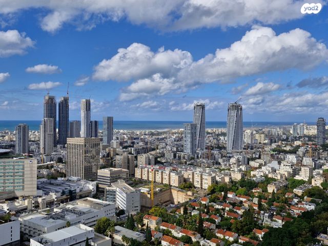 דירה, דרך מנחם בגין 144, מונטיפיורי, הרכבת, תל אביב יפו