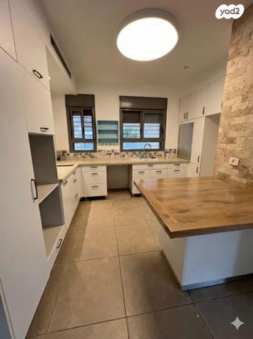 דירה, שדרות קק"ל 8, המחנה הצבאי, קרית מלאכי