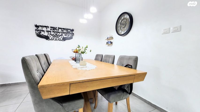 דירה, מירון, אורנים, מעלות תרשיחא