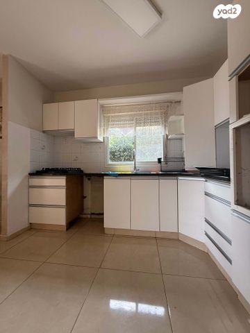 דירת גן, שגיא, כרמיאל