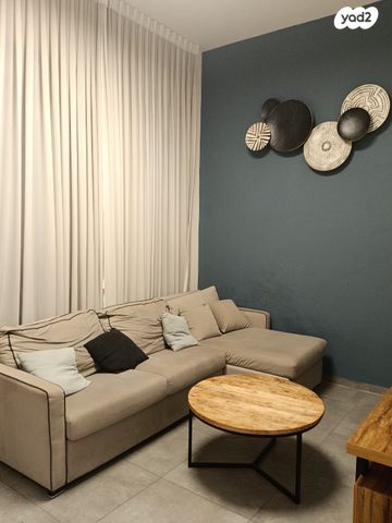 דירה, דרך העצמאות, חיפה