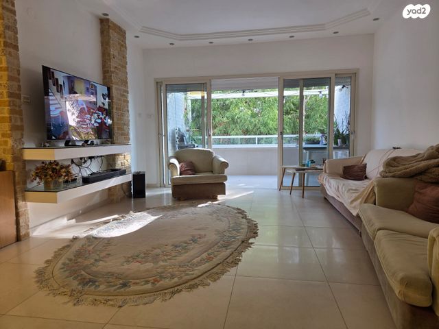 גג/ פנטהאוז, דובנוב, רעננה