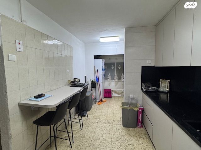 דירה, ארמון הנציב, תלפיות מזרח, ירושלים