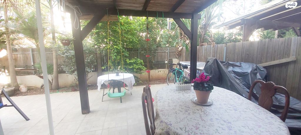 דירת גן, נווה פרדסים, פרדס חנה כרכור