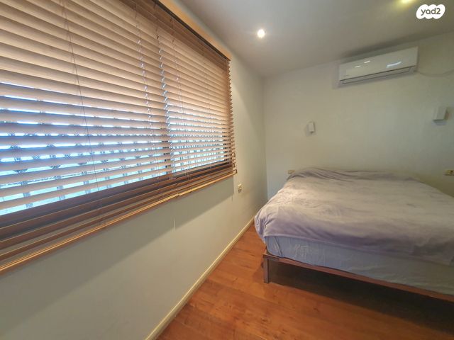 גג/ פנטהאוז, יבנה, קרית יערים, רמת השרון