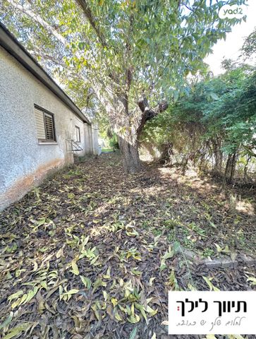 דו משפחתי, מורשה, רמת השרון