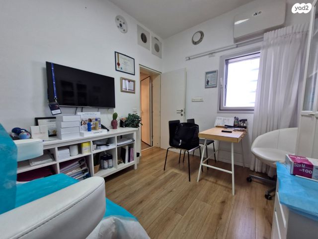 דירה, דרך מנחם בגין 144, מונטיפיורי, הרכבת, תל אביב יפו