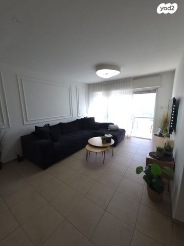 דירה, הזמיר, נהריה הירוקה, נהריה