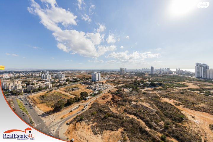 דירה, אמנון ליפקין שחק, נוף הטיילת, נתניה