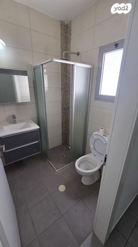 דירה, עוזי נרקיס, רמות הרכס, באר שבע