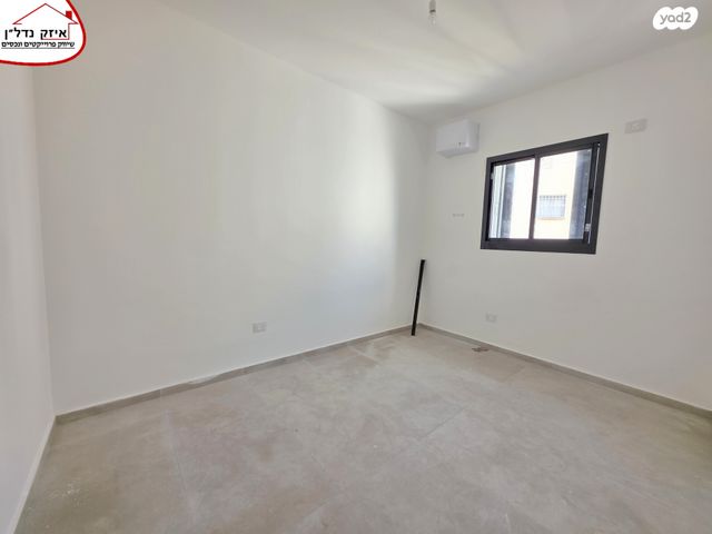 דירה, יטקובסקי אחים, כפר גנים ג, פתח תקווה