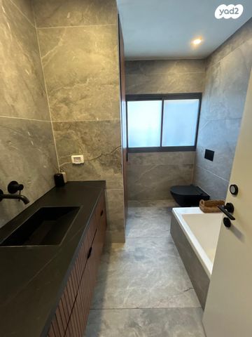 דירה, הרמן צבי שפירא, המרכז השקט / מרכז העיר, פתח תקווה