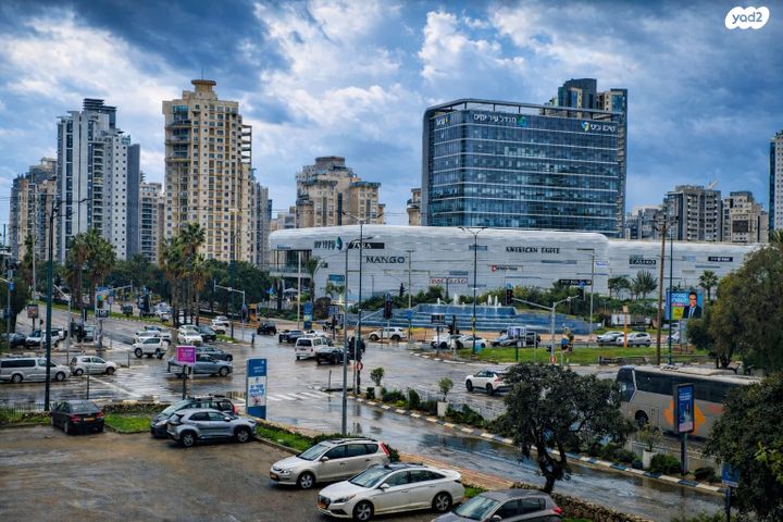 שדרות גולדה מאיר 11