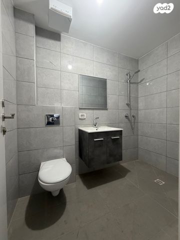 דופלקס, פתח תקווה