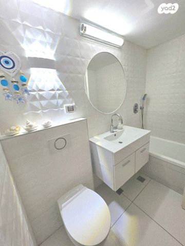 דירת גן, טבנקין 67, נווה שאנן, חיפה