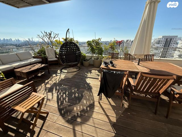 גג/ פנטהאוז, נווה גן, רמת השרון