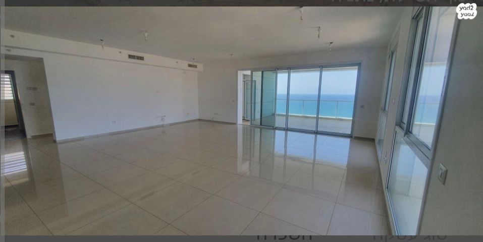 דירה, שדרות בן גוריון 2, נוף הטיילת, נתניה