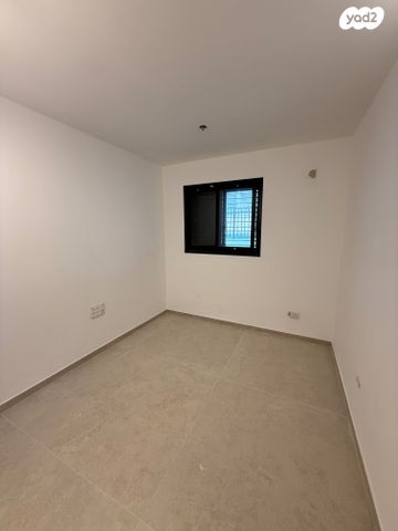 דירת גן, בת גלים, חיפה