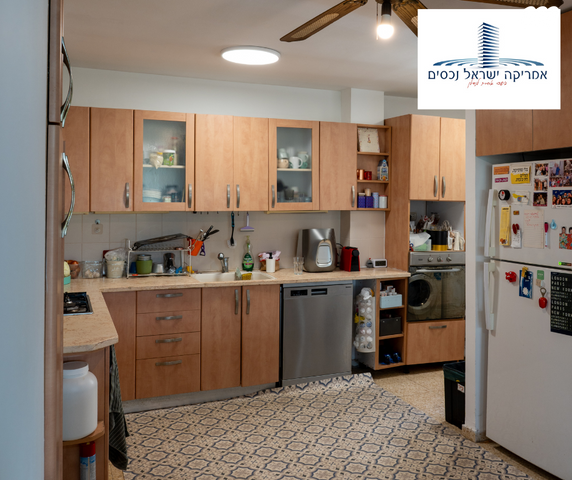 דירה, התנאים, נווה אמירים, הרצליה